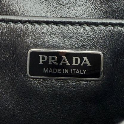 Prada Cleo Schultertasche gebürstetes Leder Schwarz / neuwertig Prada