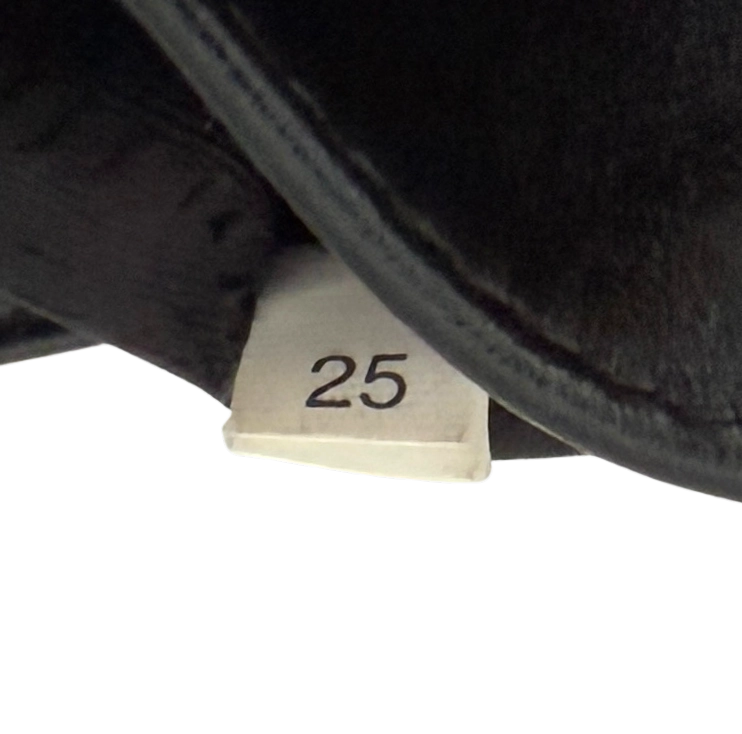 Prada Cleo Schultertasche gebürstetes Leder Schwarz / neuwertig Prada