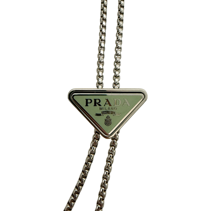 Prada Kartenetui mit Schulterriemen und Kristallen Mintgrün / sehr gut Prada