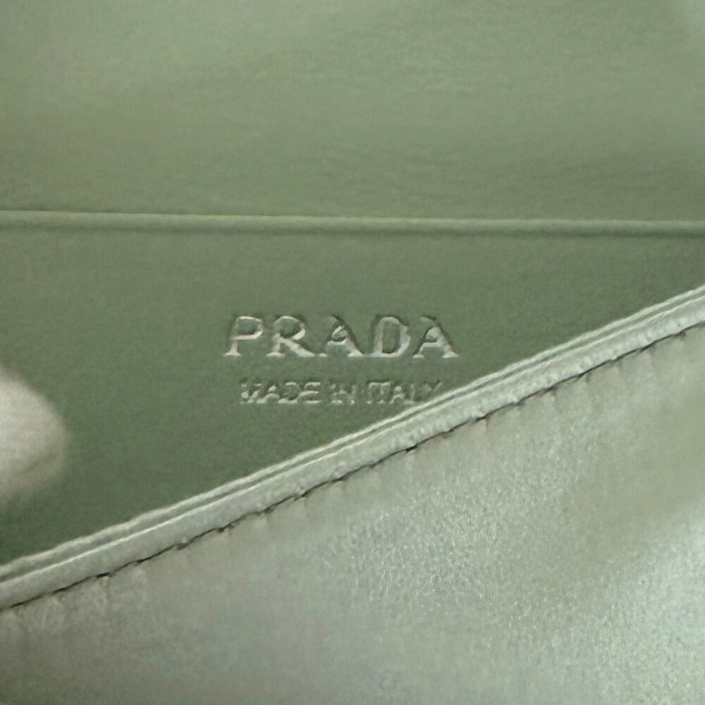 Prada Kartenetui mit Schulterriemen und Kristallen Mintgrün / sehr gut Prada