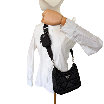 Prada Hobo Tasche Re-Nylon Padded Schultertasche schwarz 2025 / neuwertig Prada