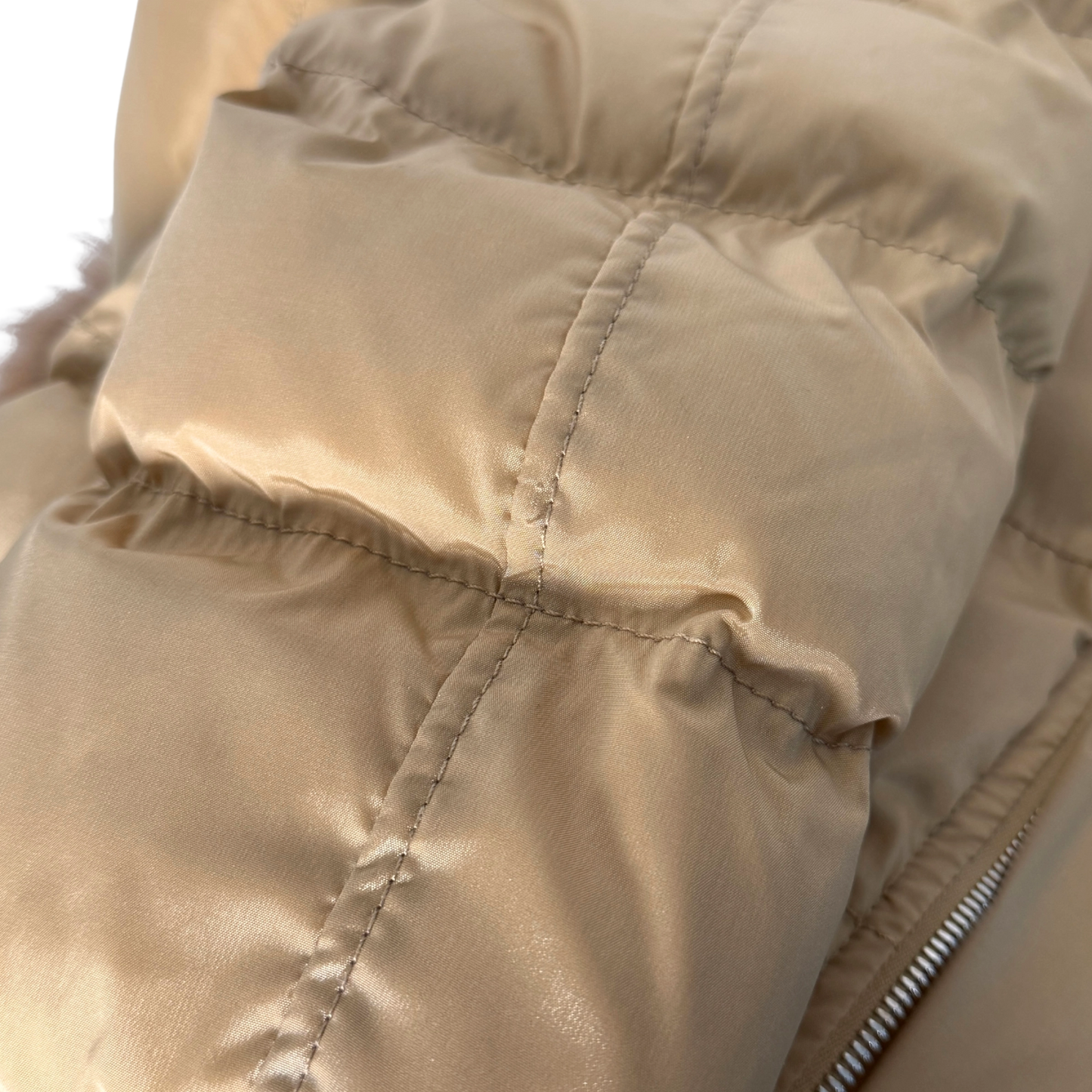 Prada Daunenjacke Größe 44 Beige / sehr gut