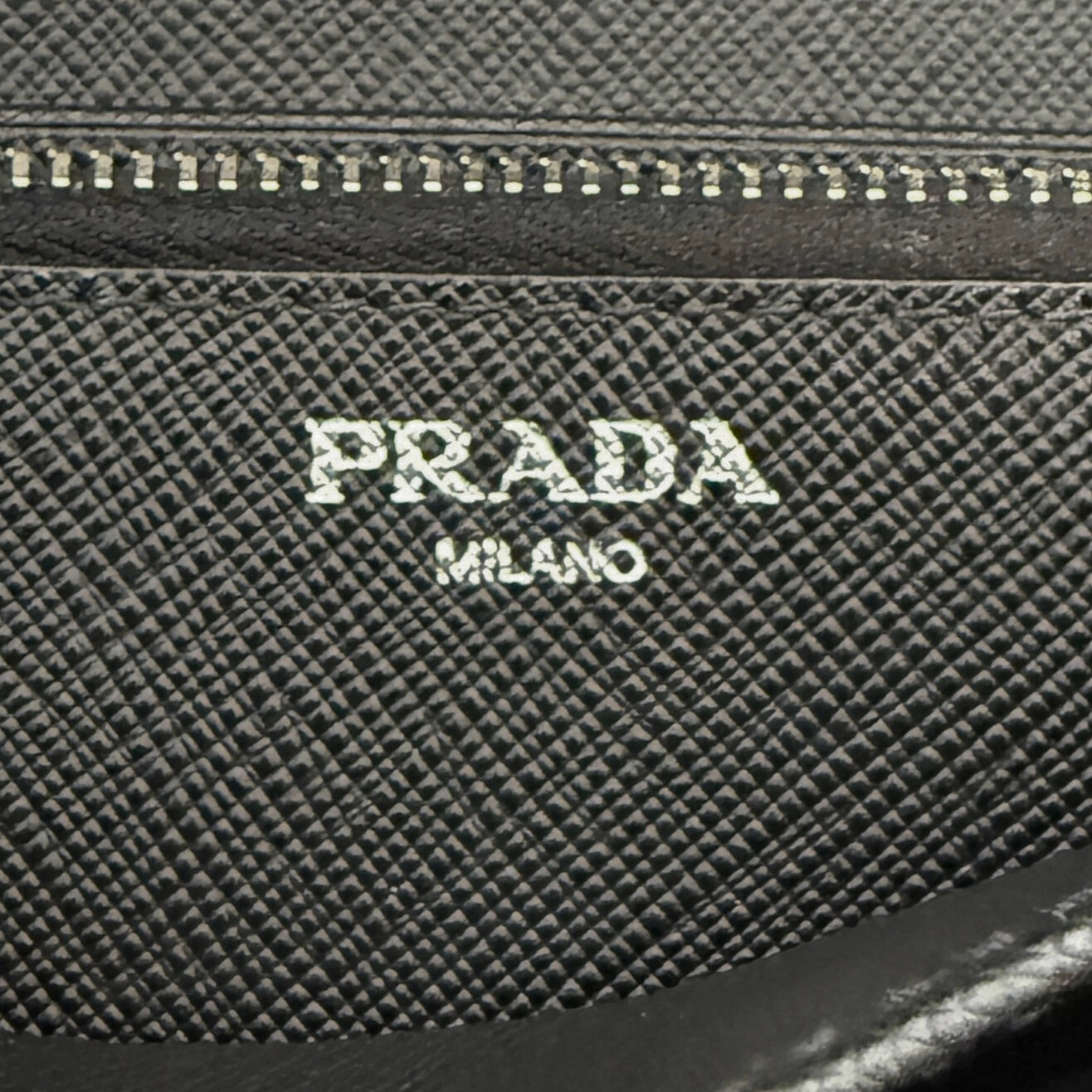 Prada Geldbörse aus Nylon und Saffiano-Leder Schwarz Fullset / sehr gut Prada
