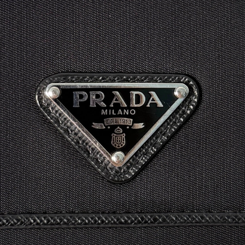 Prada Geldbörse aus Nylon und Saffiano-Leder Schwarz Fullset / sehr gut Prada