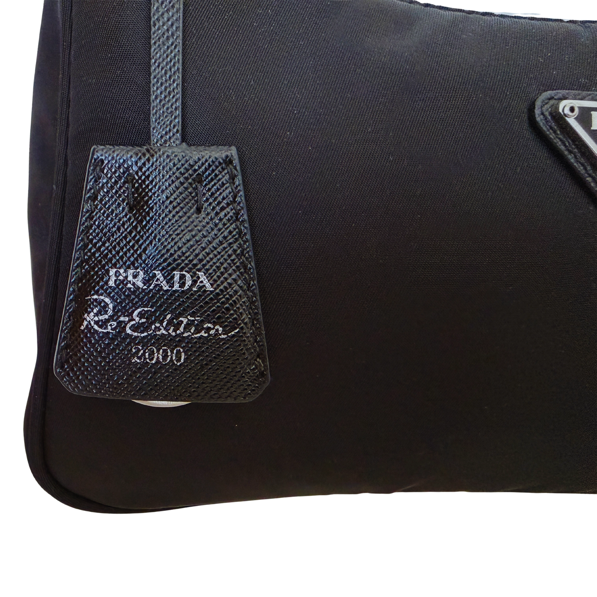 Prada Re-Edition 2000 Mini Bag aus Re-Nylon schwarz Fullset / neuwertig Prada