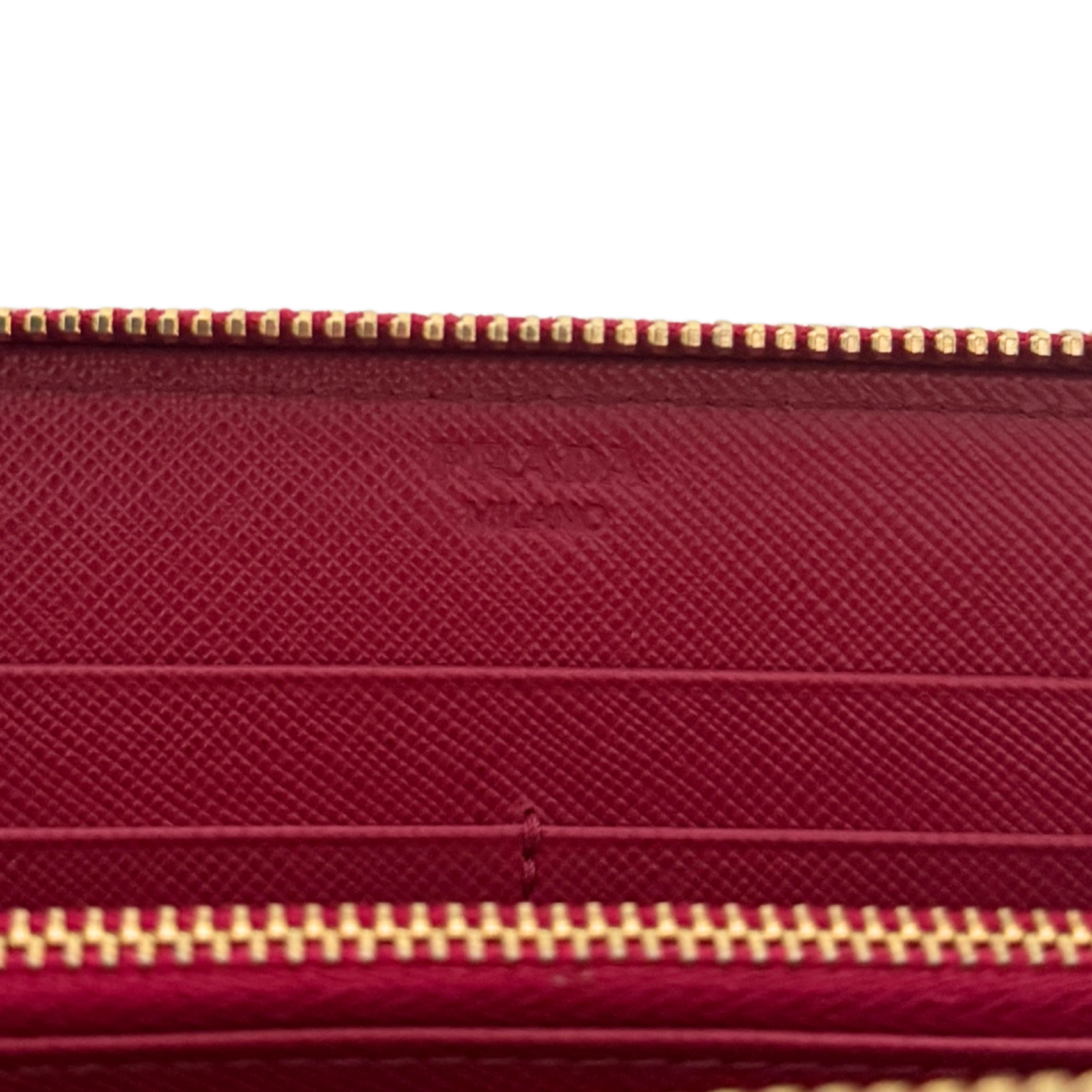 Prada Zippy Geldbörse aus Saffiano Leder Pink / sehr gut Prada