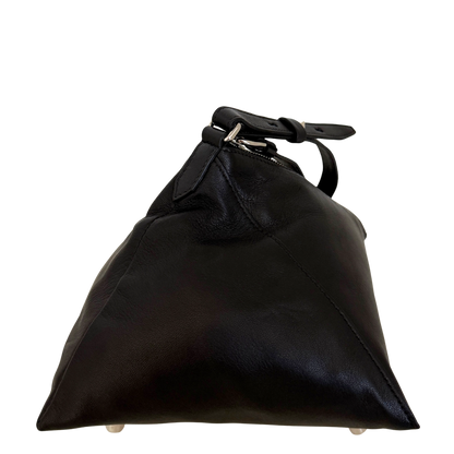 Givenchy Pyramid Handtasche Schwarz / neuwertig Givenchy
