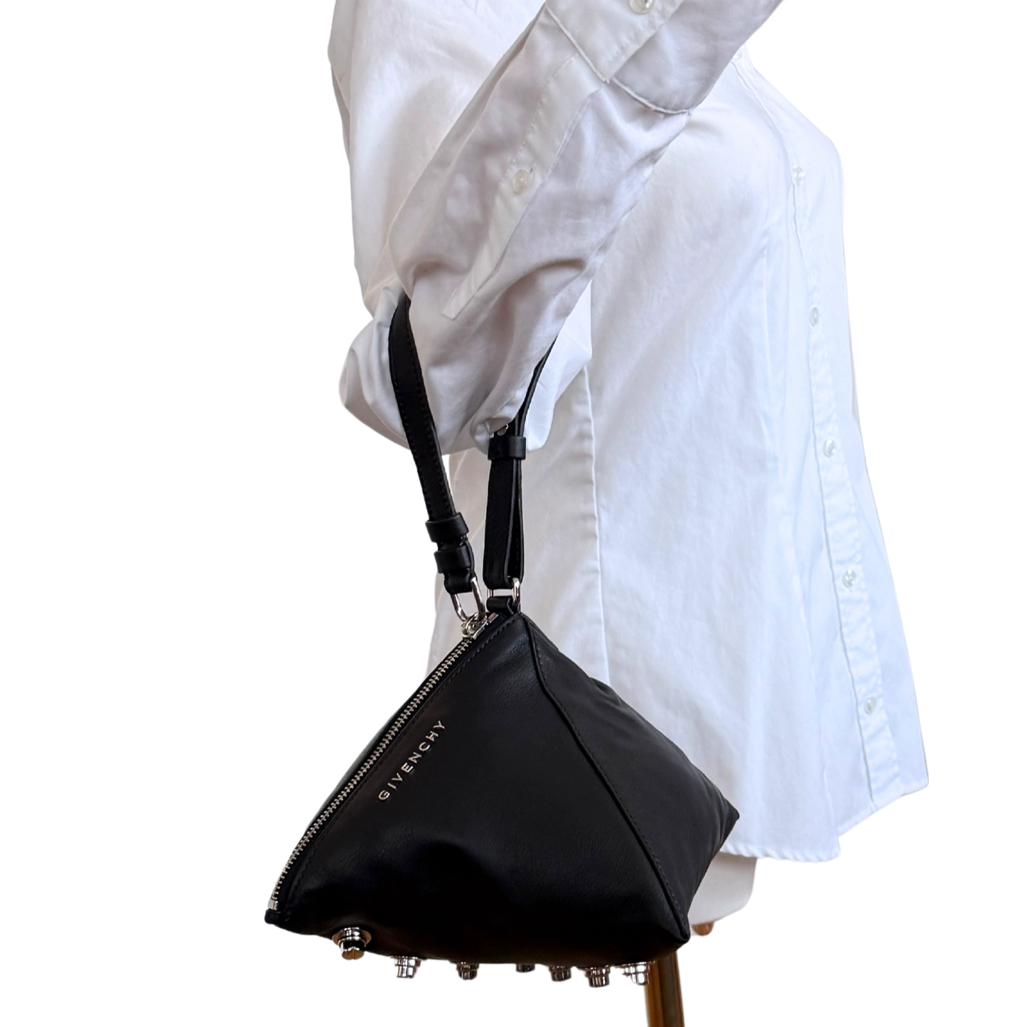Givenchy Pyramid Handtasche Schwarz / neuwertig Givenchy