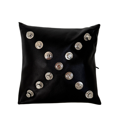 Givenchy Pyramid Handtasche Schwarz / neuwertig Givenchy
