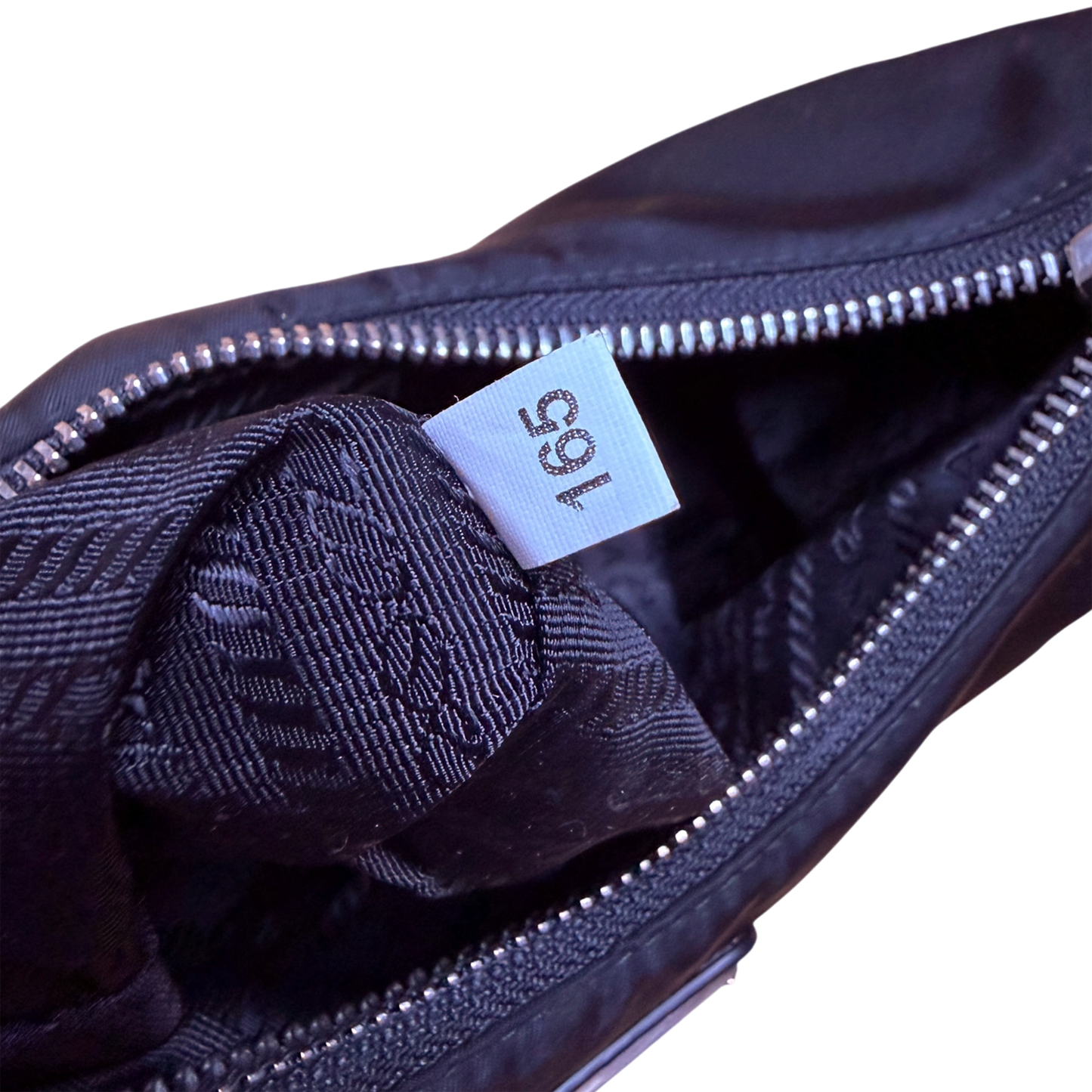 Prada Re-Edition 2005 Nylon Schwarz 2021 / sehr gut Prada