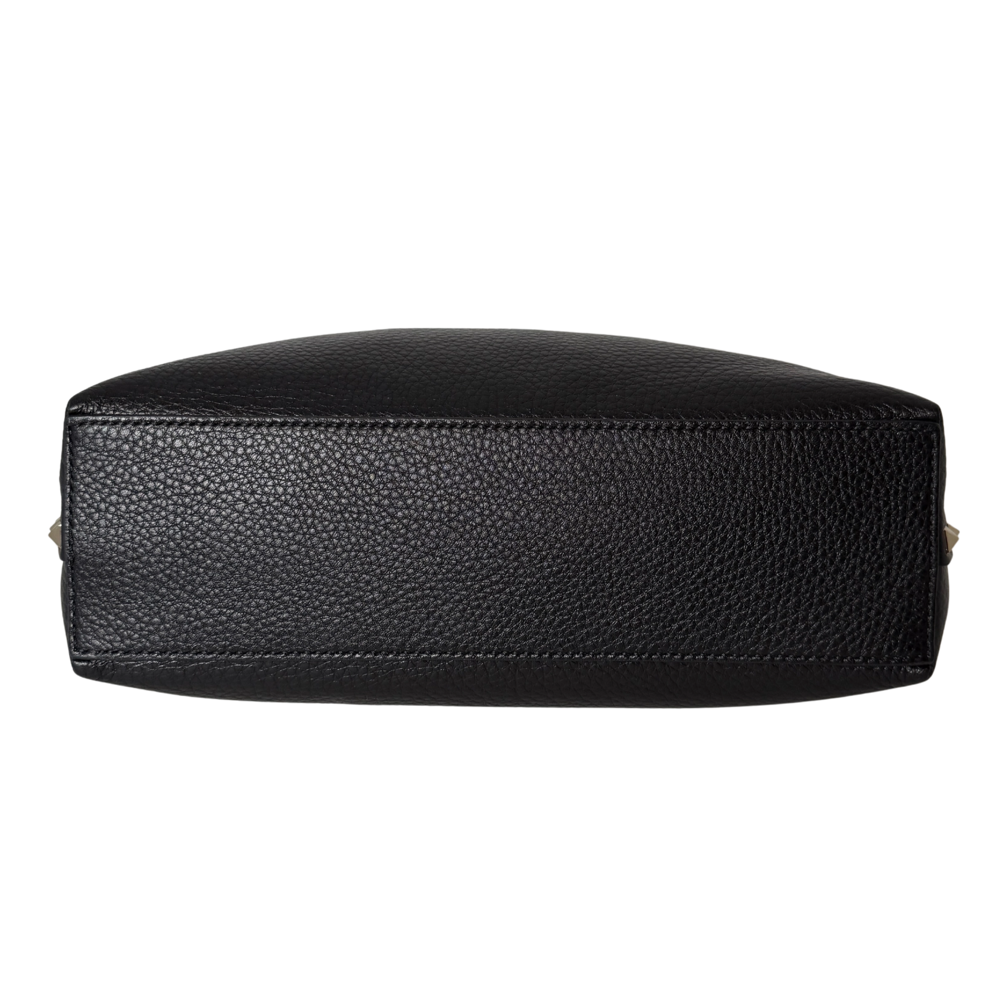 Valentino Garavani Rockstud Handtasche Schwarz / neuwertig Valentino