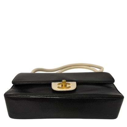 Chanel Single Flap Bag Medium Lammleder perforiert  Schwarz/Weiß / sehr gut Chanel