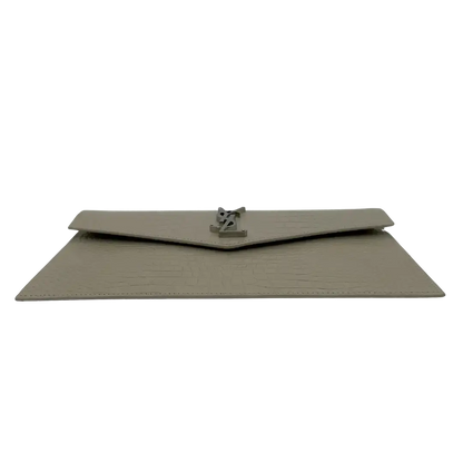 Saint Laurent Kalbsleder Krokodil geprägte Uptown Monogramm Pouch Creme / neuwertig Saint Laurent