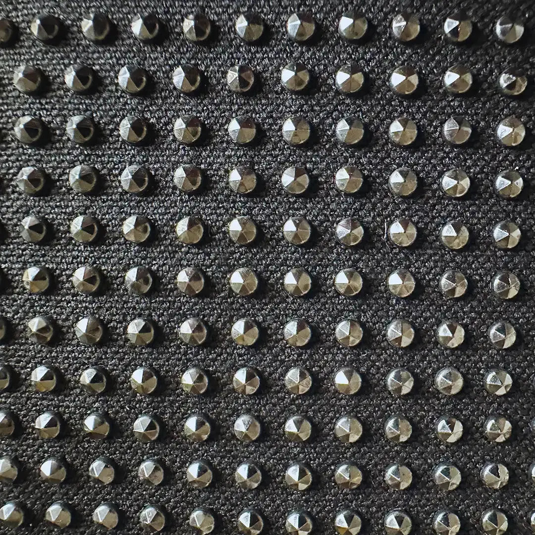 Saint Laurent mittelgroße Hobo-Bag LE 5 À 7 schwarz Nieten / neuwertig Saint Laurent