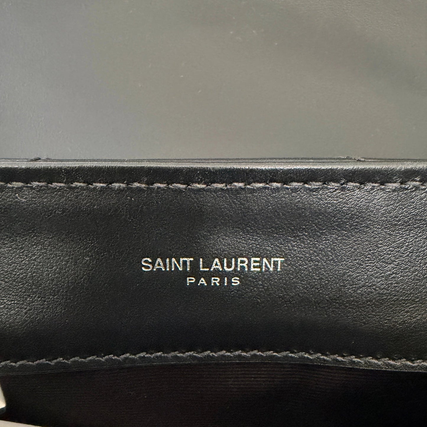 Saint Laurent YSL LouLou Small schwarz silberne Hardware / neuwertig Saint Laurent