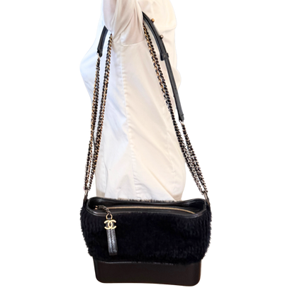 Chanel Gabrielle Hobo Bag klein Shearling Dunkelblau / gut Chanel