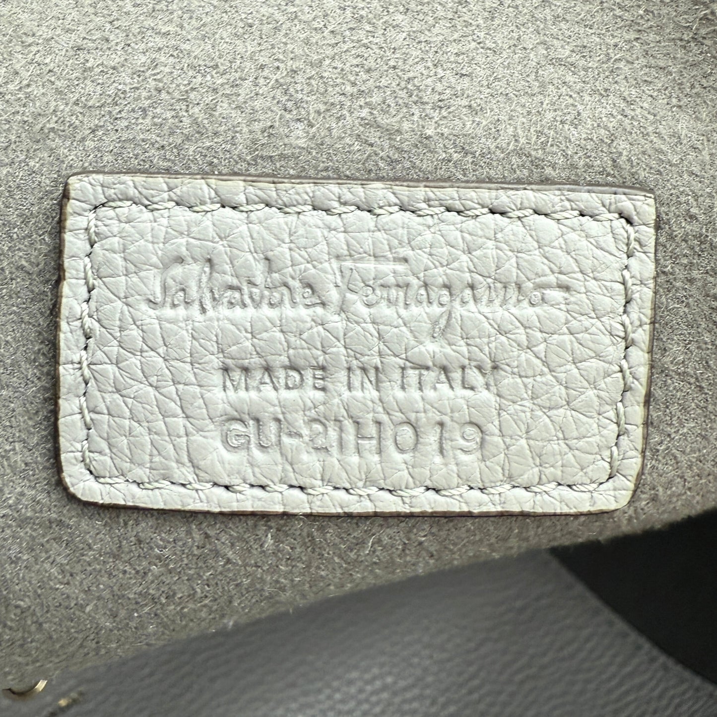 Salvatore Ferragamo City Tote Bag mittelgroß Grau / sehr gut