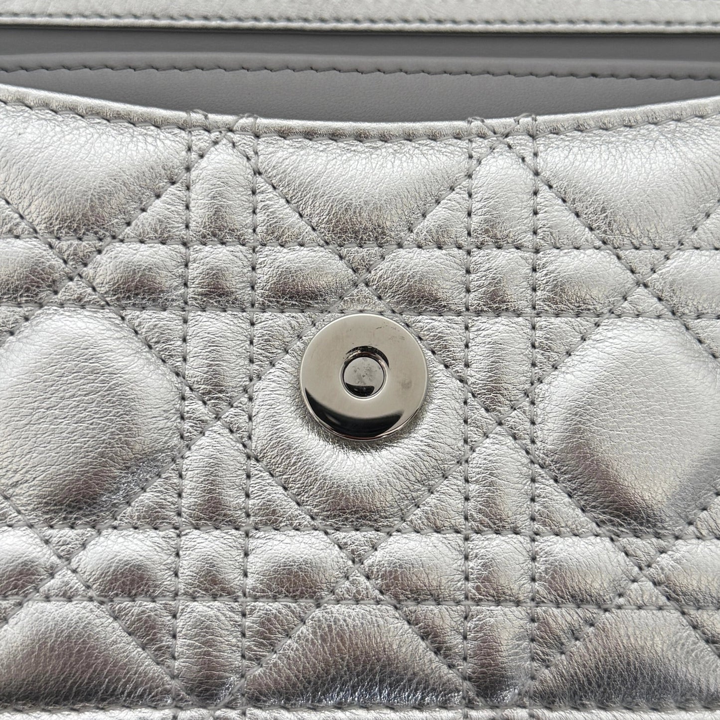 Dior My Dior Daily Pouch mit Kette Silber / sehr gut Dior