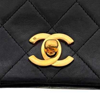 Chanel Timeless Single Flap Small Lammleder Schwarz / gut Chanel