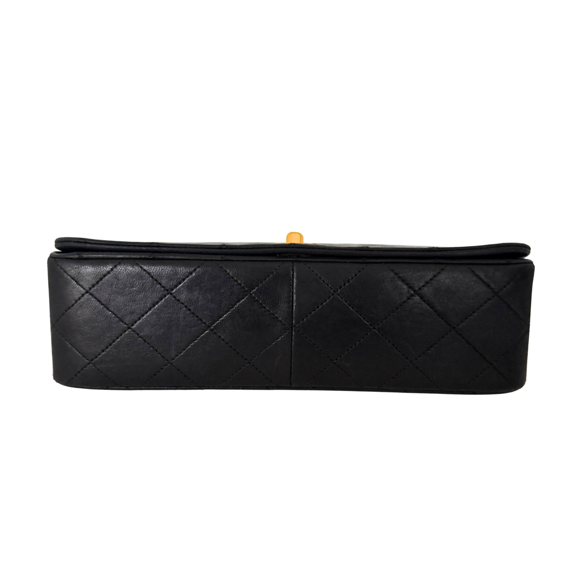 Chanel Timeless Single Flap Small Lammleder Schwarz / gut Chanel