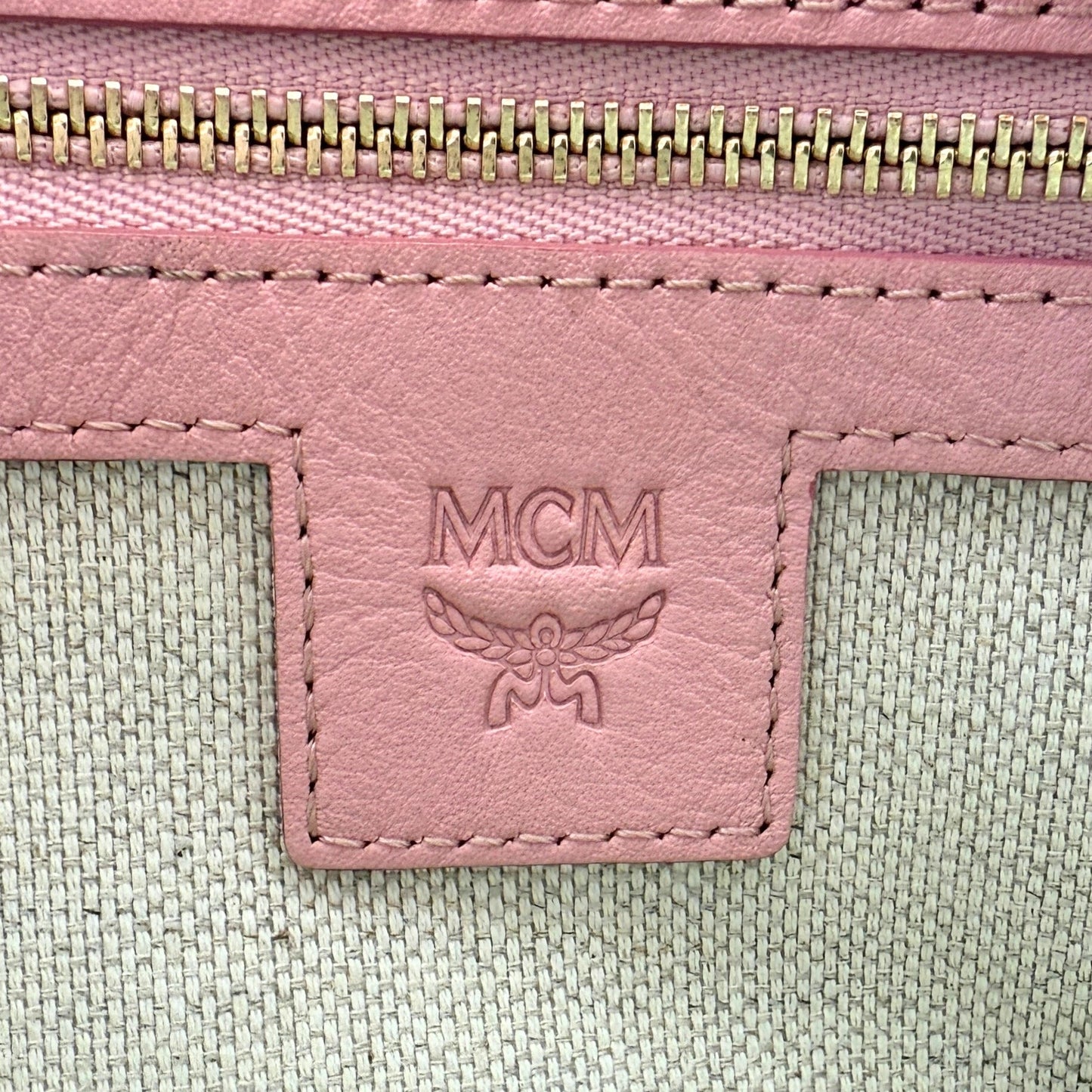 MCM Mini Toni Shopper mit Reißverschluss in Visetos Soft Pink / sehr gut MCM