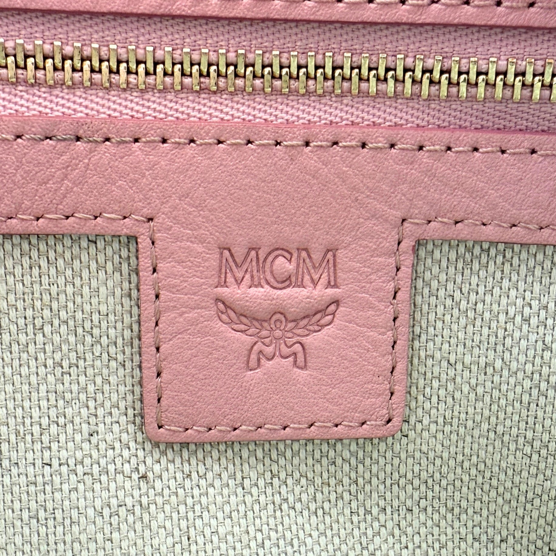 MCM Mini Toni Shopper mit Reißverschluss in Visetos Soft Pink / sehr gut MCM
