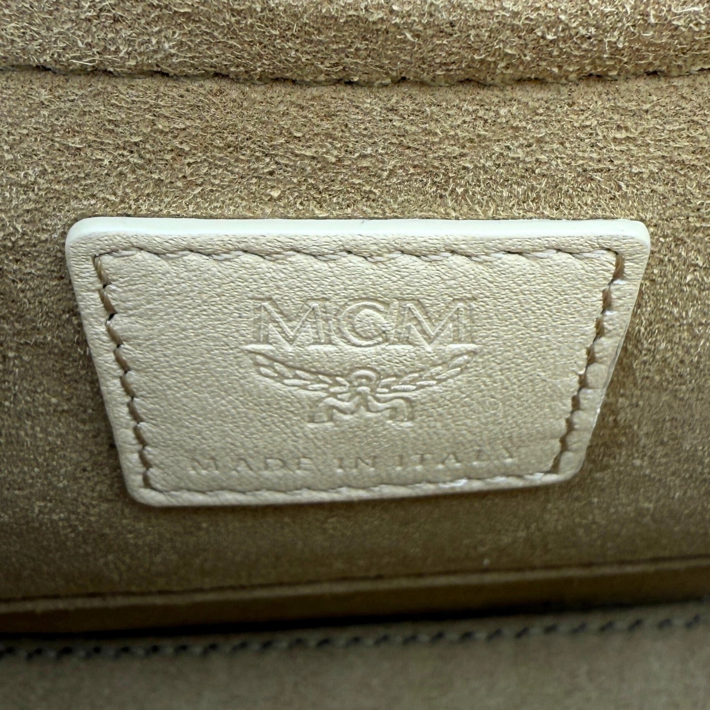 MCM Travia Umhängetasche Beige / sehr gut