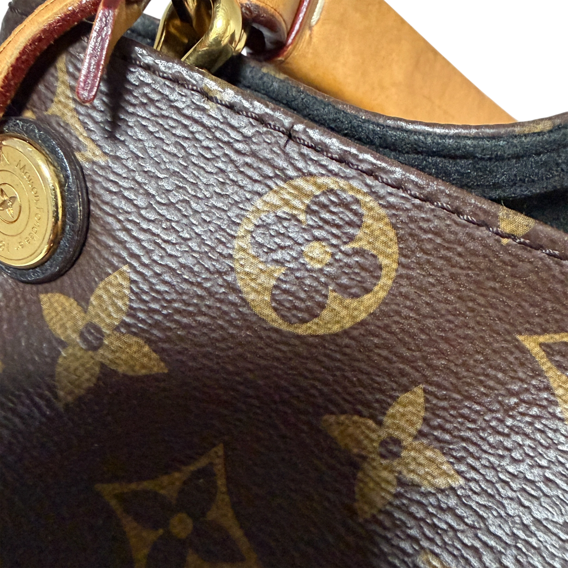 Louis Vuitton Gaia Monogram Canvas Schultertasche / gut Louis Vuitton