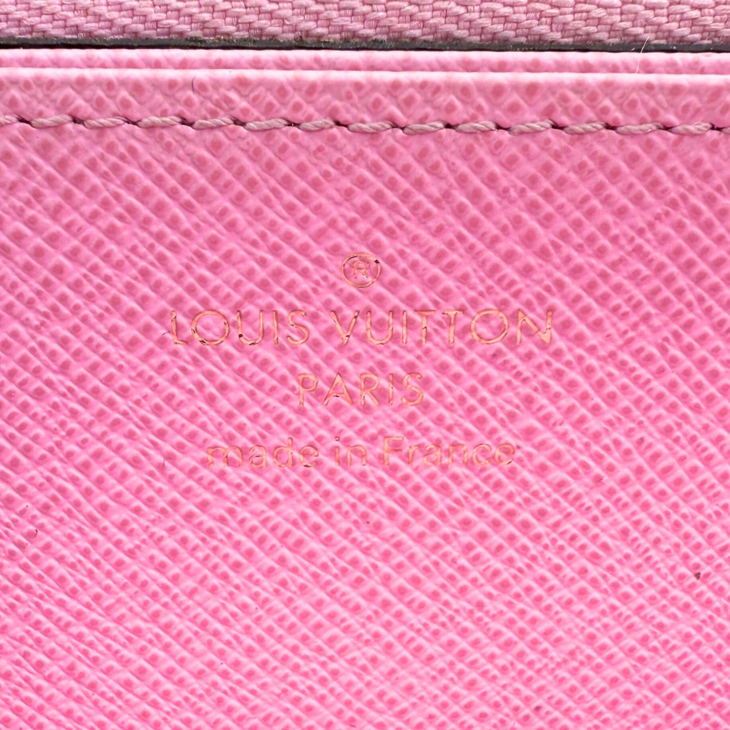 Louis Vuitton Zippy Vivienne Holiday Monogram Canvas Braun / sehr gut