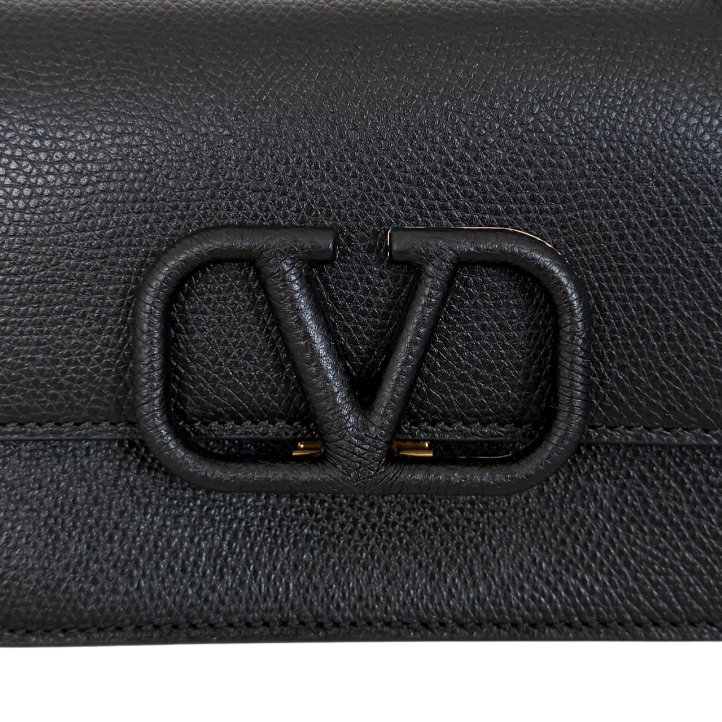 Valentino Garavani Vsling Schultertasche Small Schwarz / neuwertig Valentino