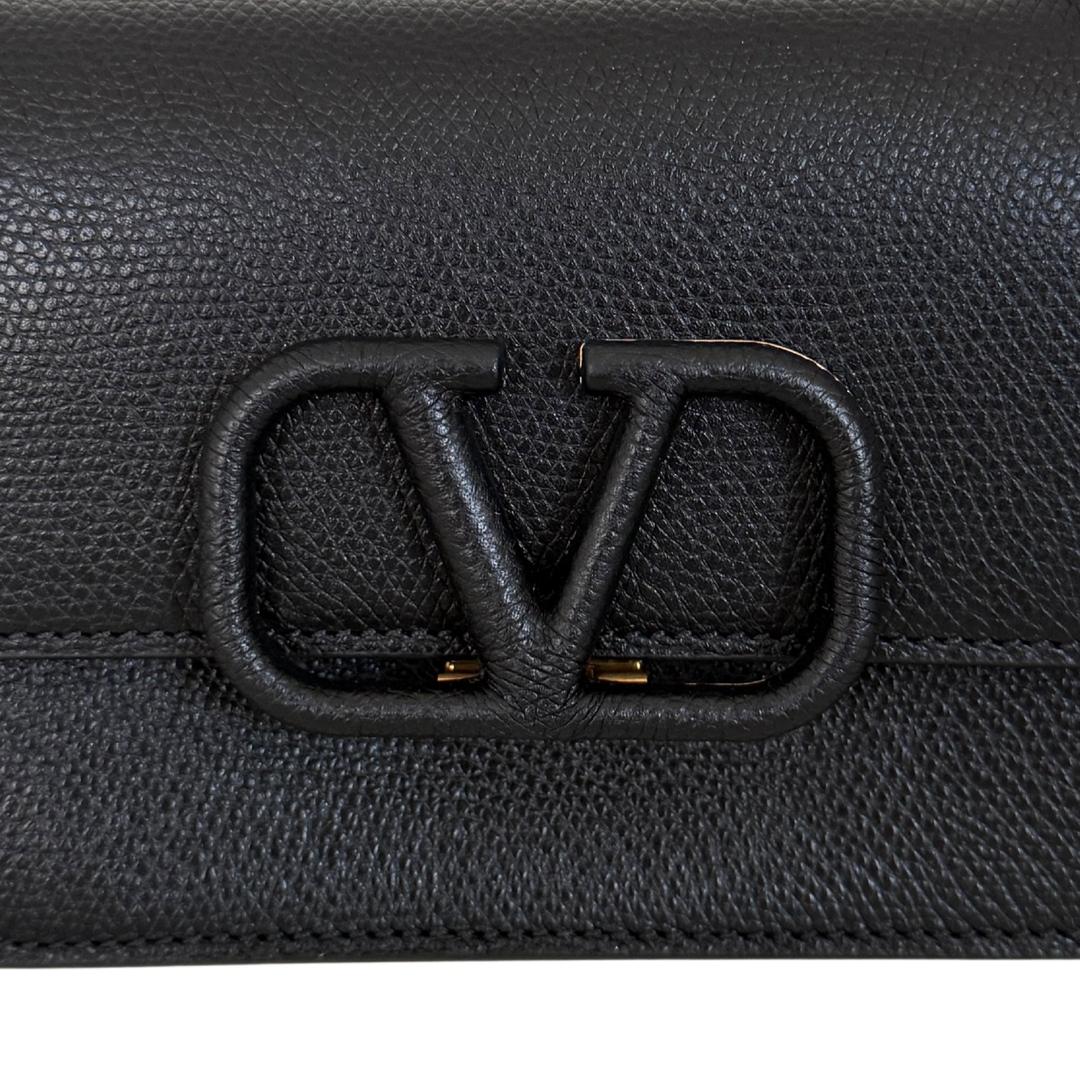 Valentino Garavani Vsling Schultertasche Small Schwarz / neuwertig Valentino