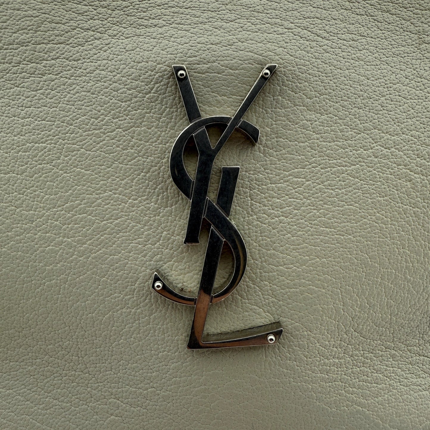 Yves Saint Laurent Lou Camera Tasche Cremeweiß / gut Echtheitscheck