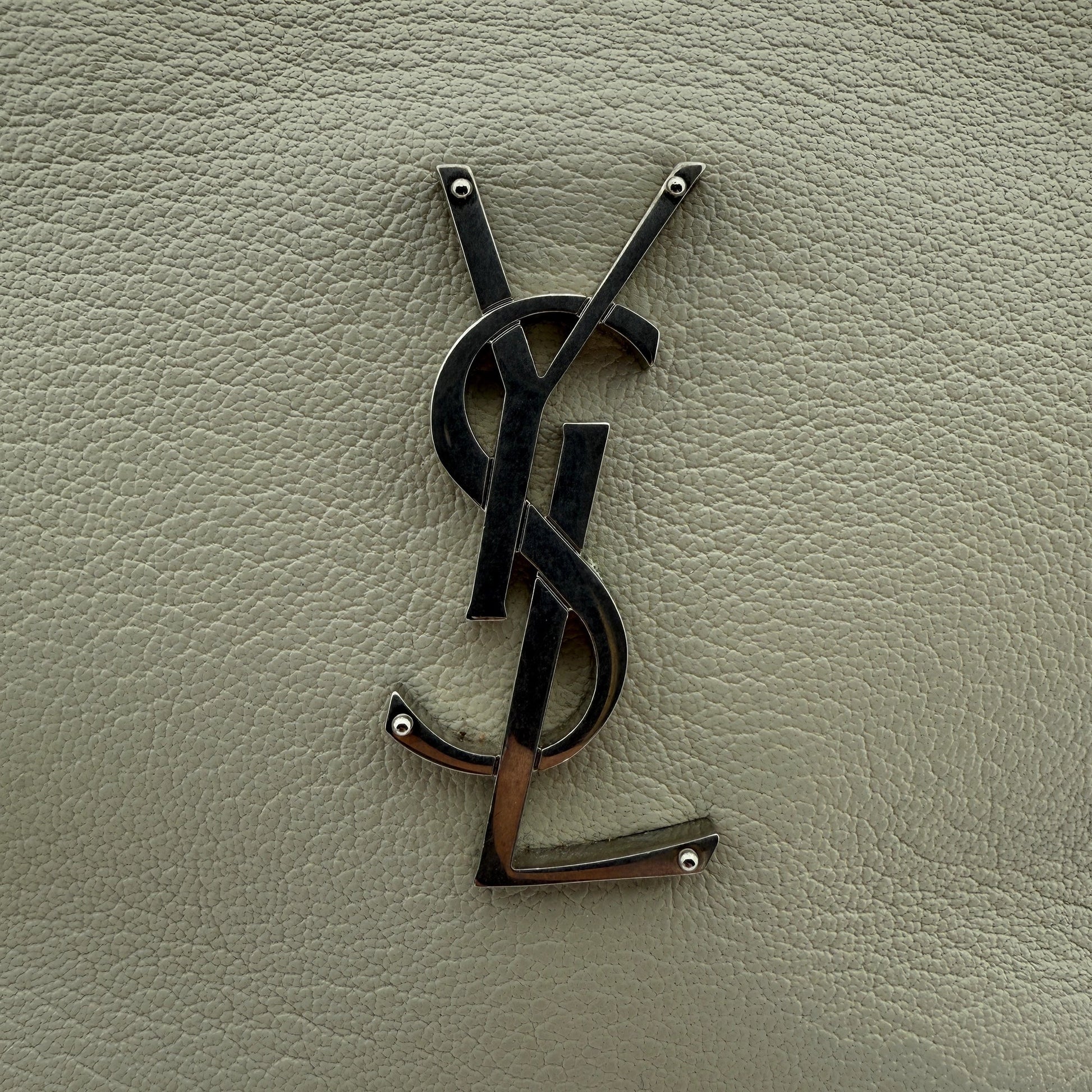 Yves Saint Laurent Lou Camera Tasche Cremeweiß / gut Echtheitscheck