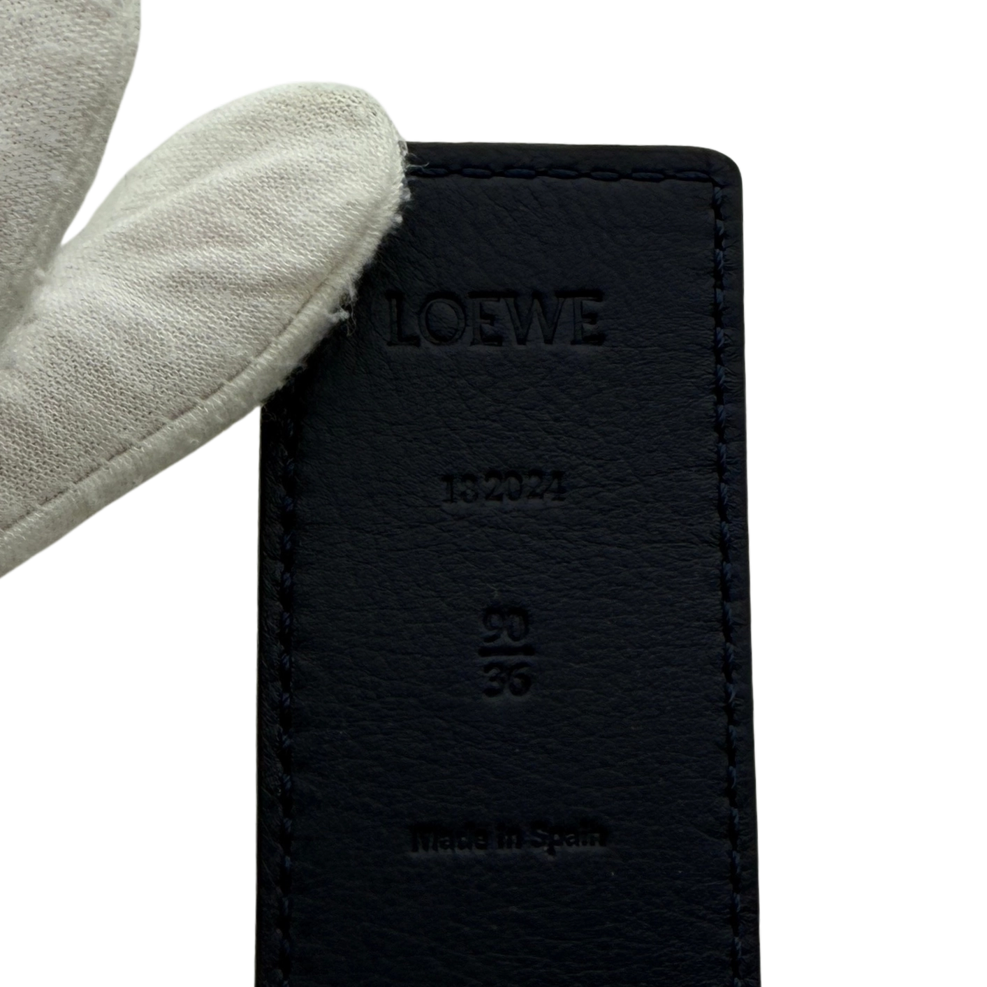 Loewe Anagram Wendegürtel Größe 90 Schwarz / neuwertig Loewe