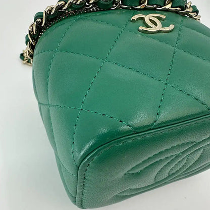 Chanel Vanity Case Top Handle Mini Lammleder grün Fullset / sehr gut Chanel
