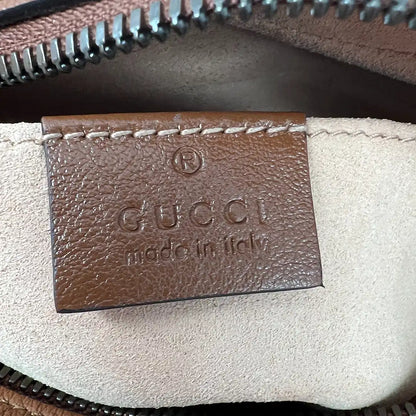 Gucci GG Marmont mittelgroß Matelassé-Leder Umhängetasche braun / sehr gut Gucci
