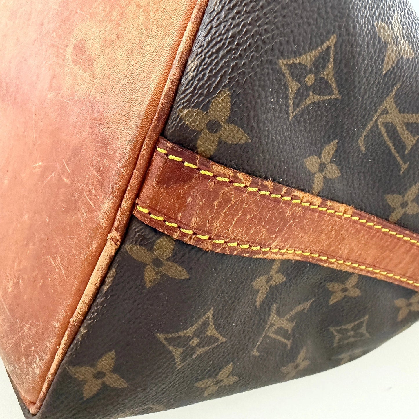 Louis Vuitton Petit Sac Noé Monogram Canvas Braun / akzeptabel Louis Vuitton