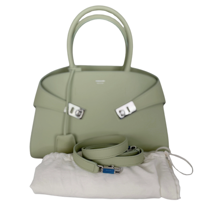 Salvatore Ferragamo HUG (M) Leder grün / sehr gut Salvatore Ferragamo