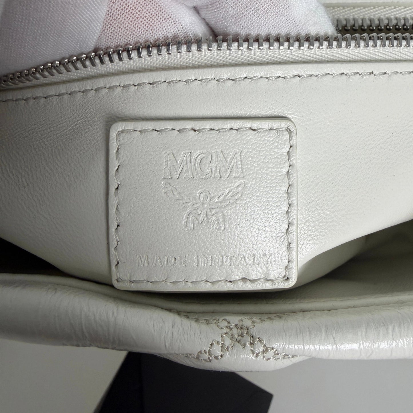 MCM Travia Shearling Shoulder Bag Off- White / neuwertig MCM