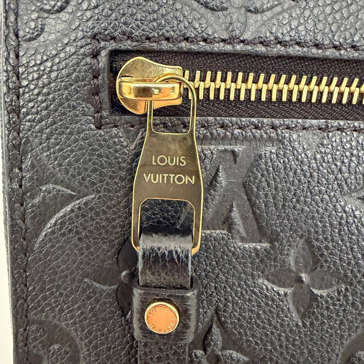 Louis Vuitton Pochette Métis Empreinte Leder M41487 Schwarz / sehr gut Louis Vuitton