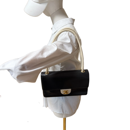 Chanel Single Flap Bag Medium Lammleder perforiert  Schwarz/Weiß / sehr gut Chanel